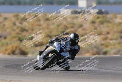 media/Oct-08-2023-CVMA (Sun) [[dbfe88ae3c]]/Race 2 Supersport Middleweight (Shootout)/